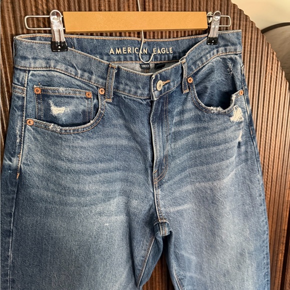 American Eagle women’s Stretch Denim cuffed Jeans size 6 - Picture 2 of 5